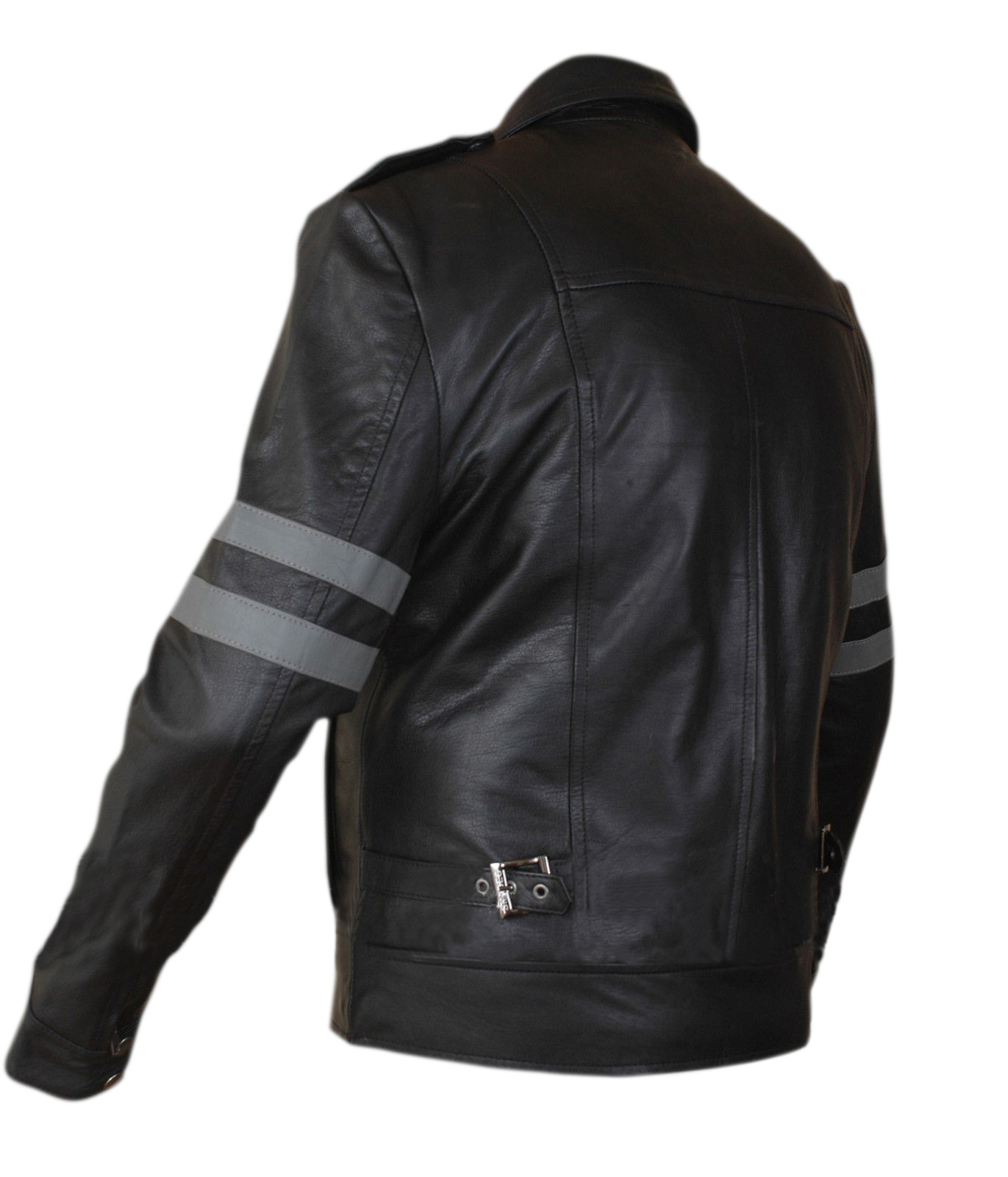 Recident -Evil — detail of the jacket's sleeve cuff and button
